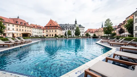 basen kraków comcom zone