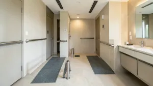 Obsługa Gości Niepełnosprawnych W Hotelu