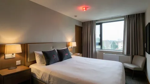 Osoba Niesłysząca W Hotelu