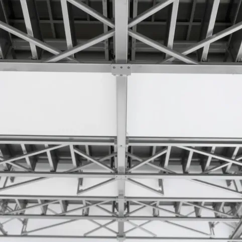 Sufit podwieszany z płyt gk konstrukcja krzyżowa