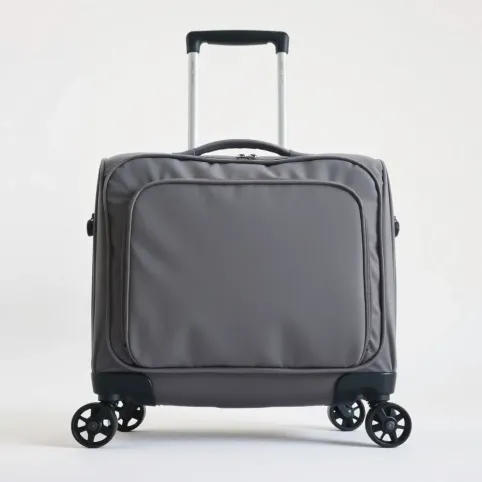 Walizka na 4 kółkach miękka