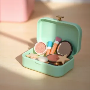 Walizka z kosmetykami dla dzieci